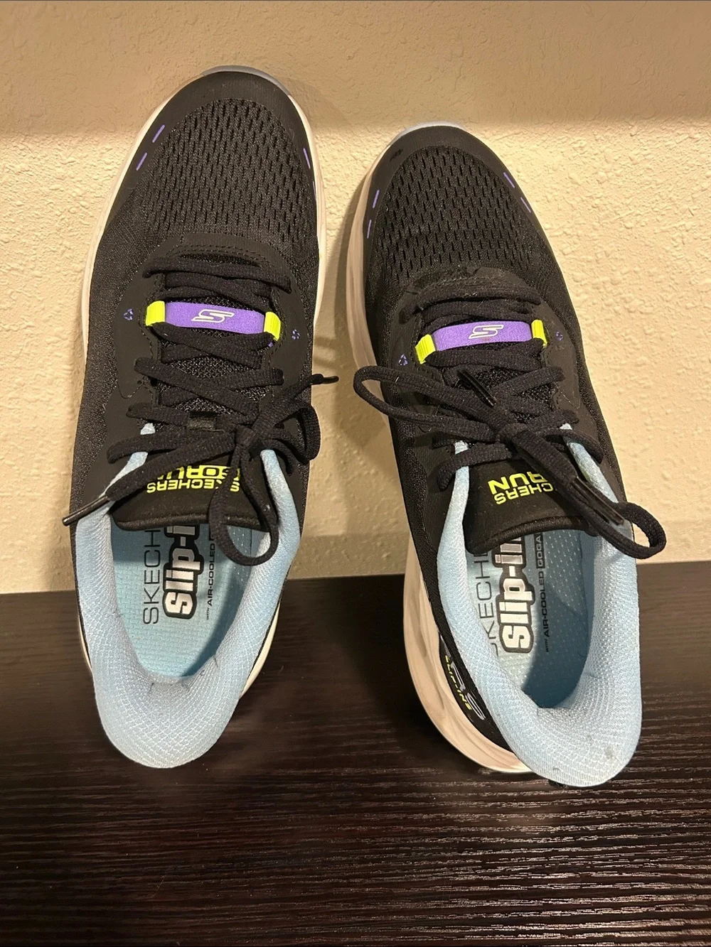 Skechers slip style